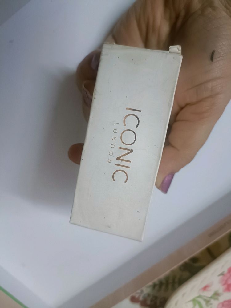 Iconic Liquid Highlighter Never Used