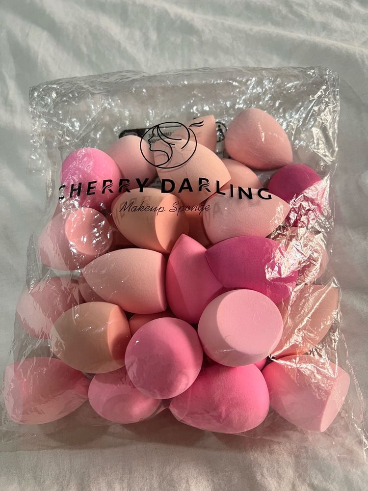 Cherry Darling Makeup Sponges 32 pcs