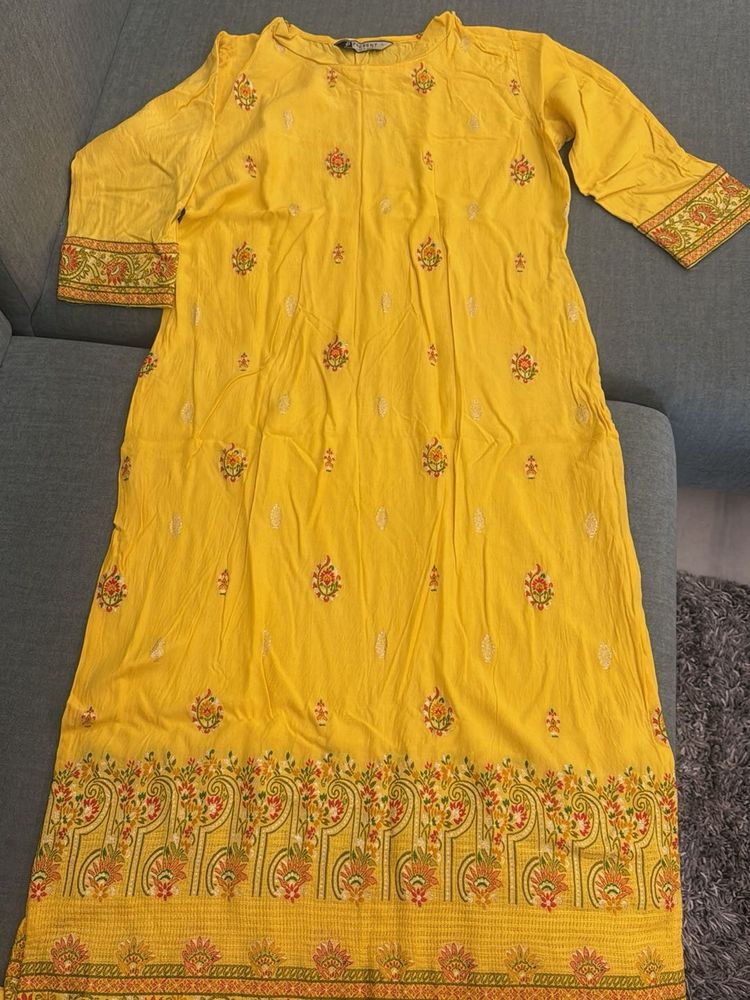 Lovely Yellow Cotton Blend KPD