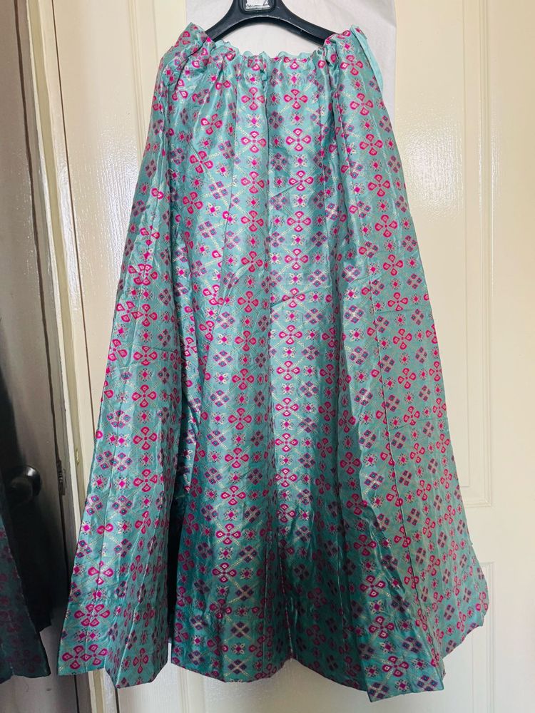 Beautiful Teal &amp; Pink Printed Ethnic Skirt