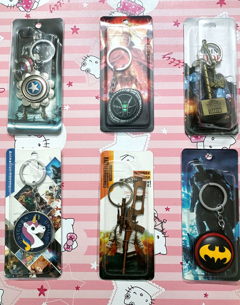 Action Figures Keychains 6 Pcs