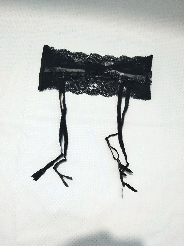 (173)Black Lace Garter Belt