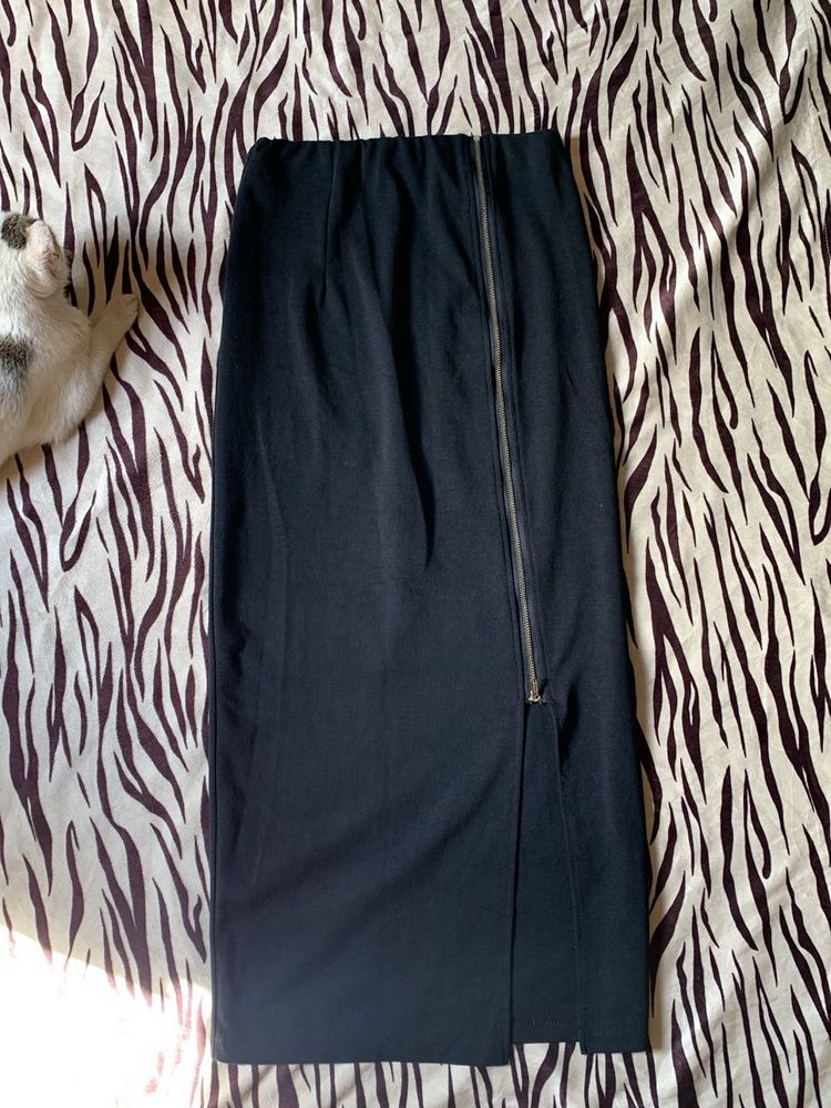 Chic Black Pencil Skirt