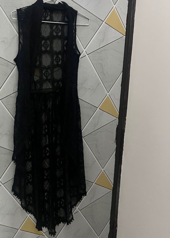 Black  net shrug