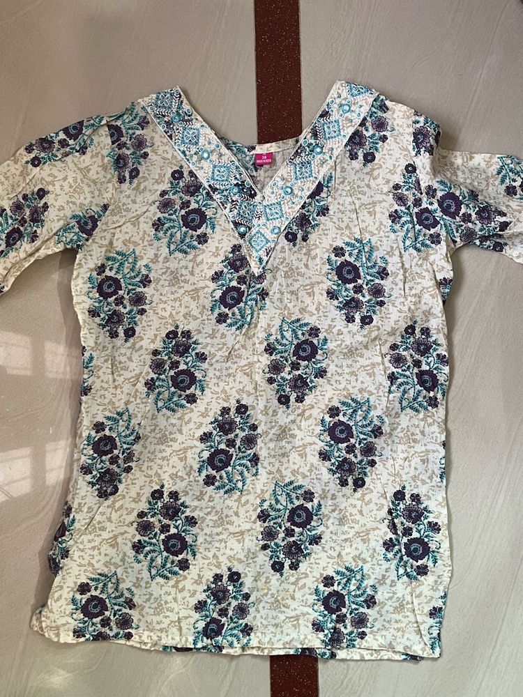 Beautiful Floral Print Kurta