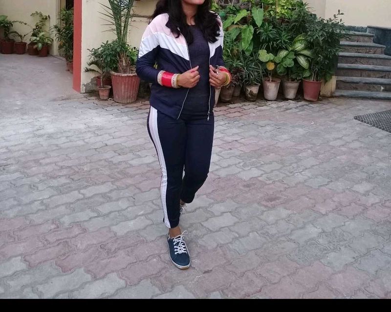 Stylish Tracksuit Set