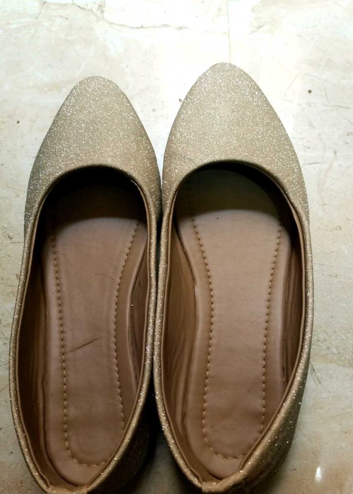 Sparkly Gold Pointed Toe Flats