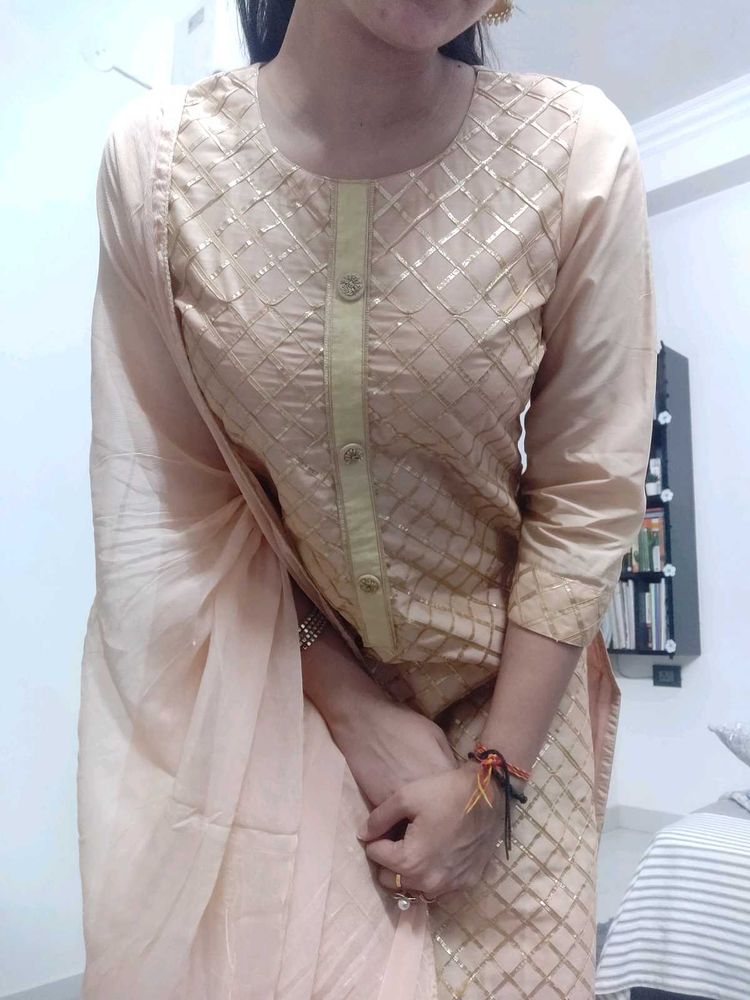 Elegant Peach Kurta Set with Dupatta🌼✨