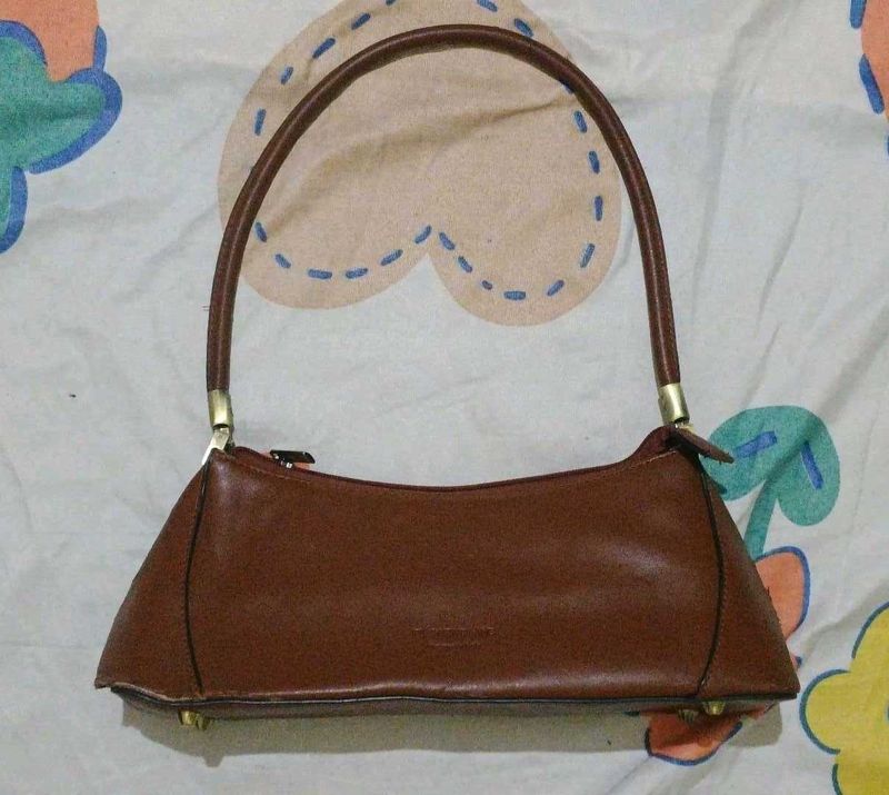 chic leather bag