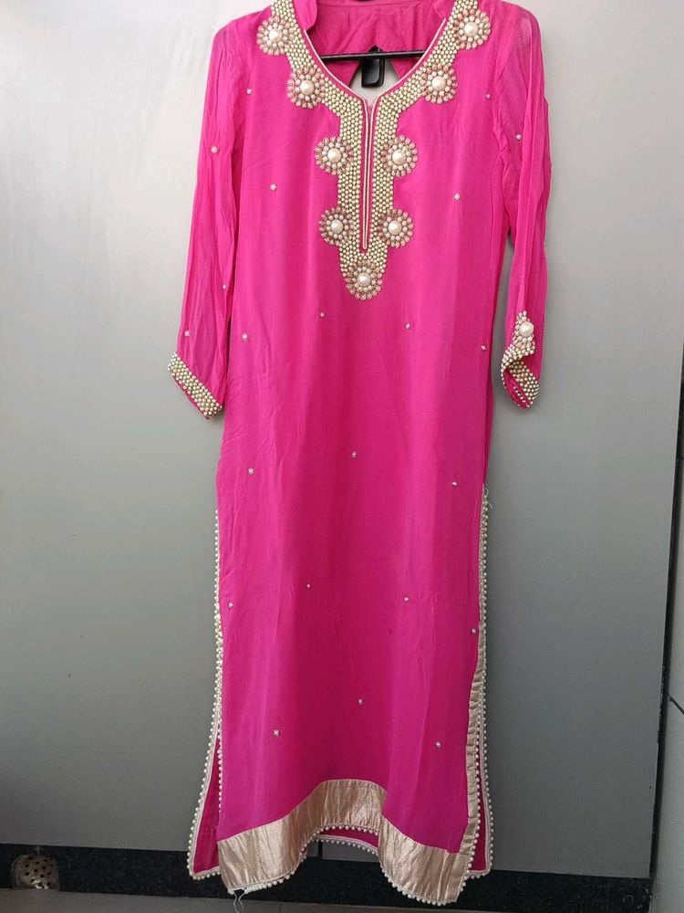 Beautiful Pink Embellished Kurta