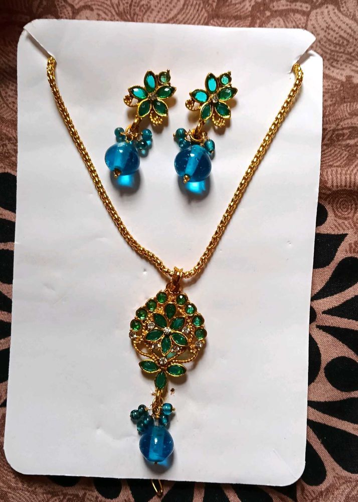 Beautiful Green &amp; Blue Jewellery Set