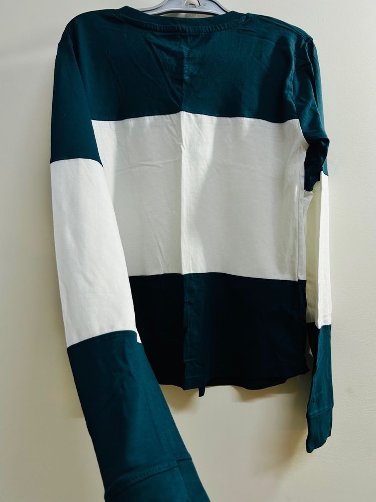 Green and white sweatshirt