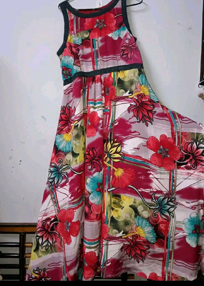 Vibrant Floral Print Midi Dress