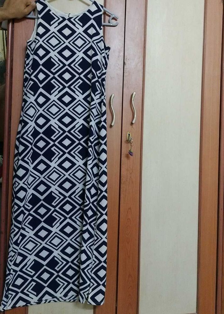 Navy &amp; White Geometric Maxi Dress