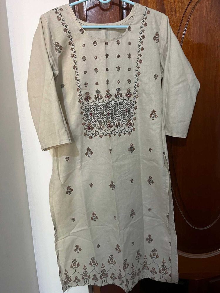 Elegant Embroidered Kurta