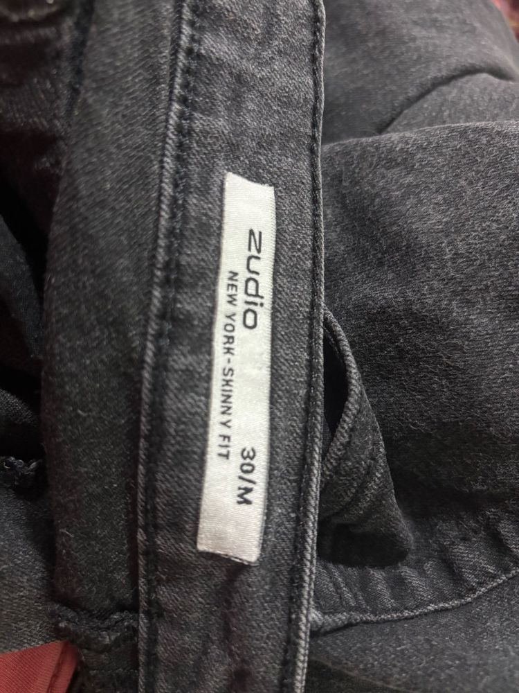 Black Jeans