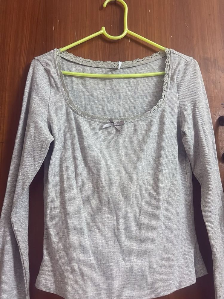Ribbed long sleeve top