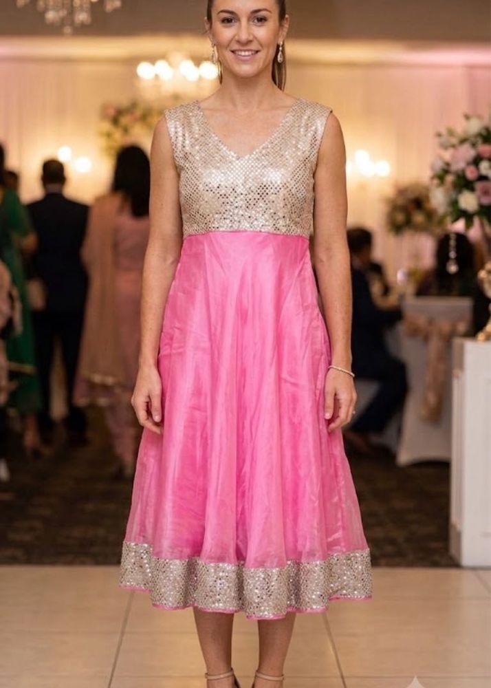 Pinkish Glittery Dress For Party Wear 🩷