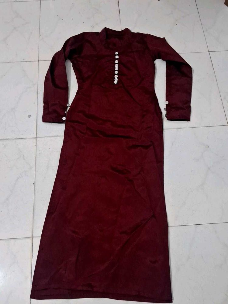 Maroon Kurta with Button Detail