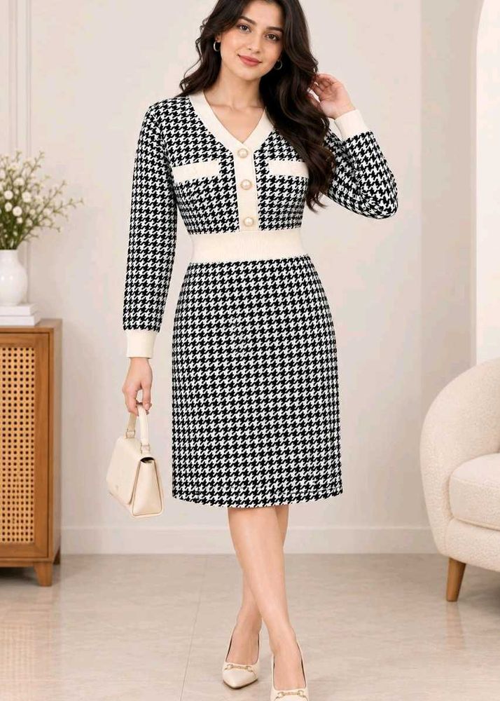 Houndstooth Knit V-Neck Dress