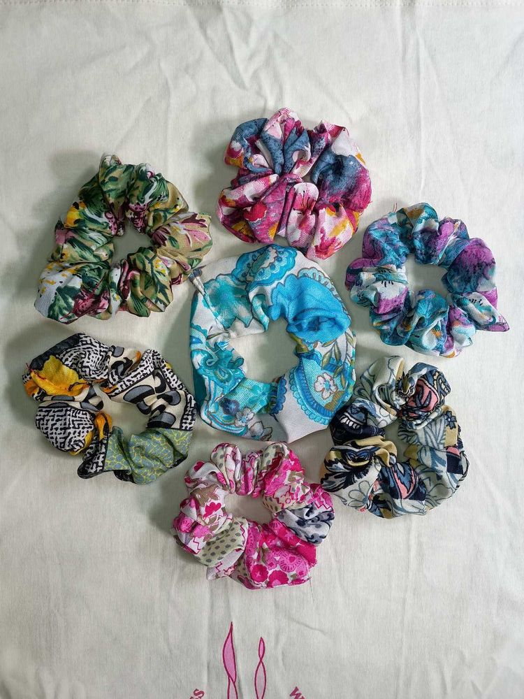 floral printed scrunchie set tie multicolor