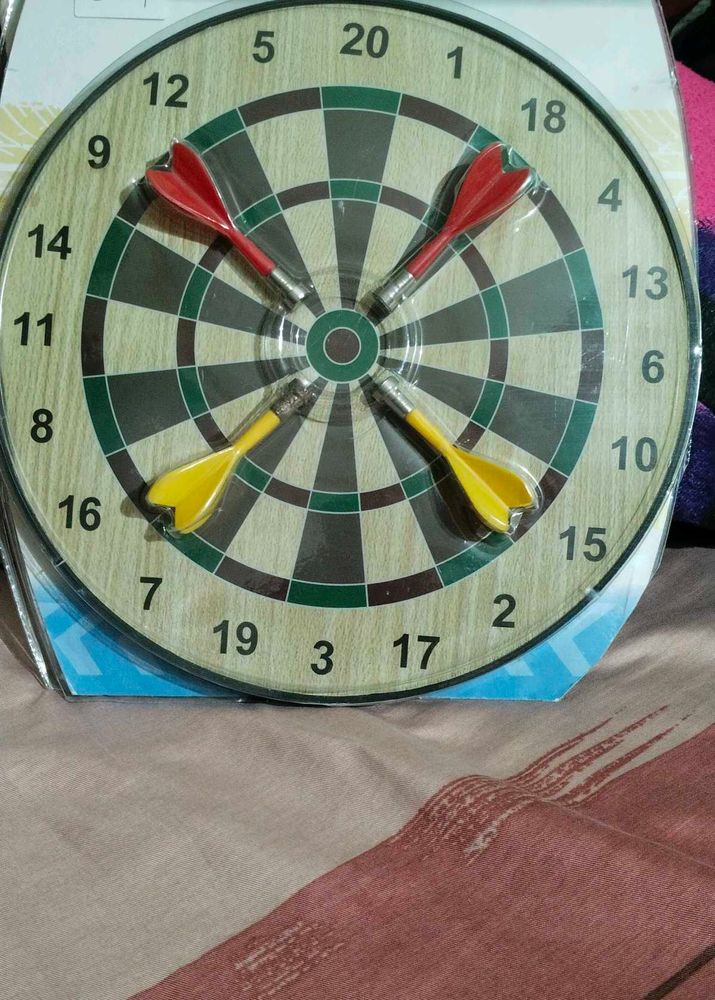 magnetic Dartboard with Darts Set