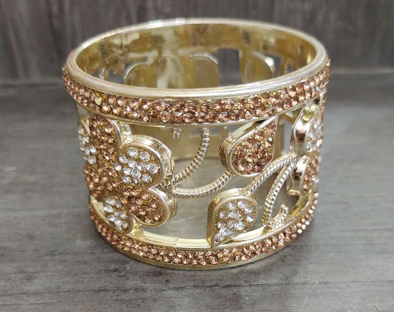 Golden plated kada unused