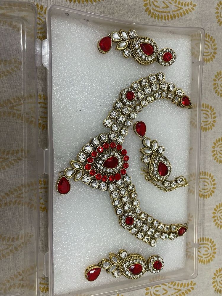 Exquisite Red &amp; White Stone Jewellery Set