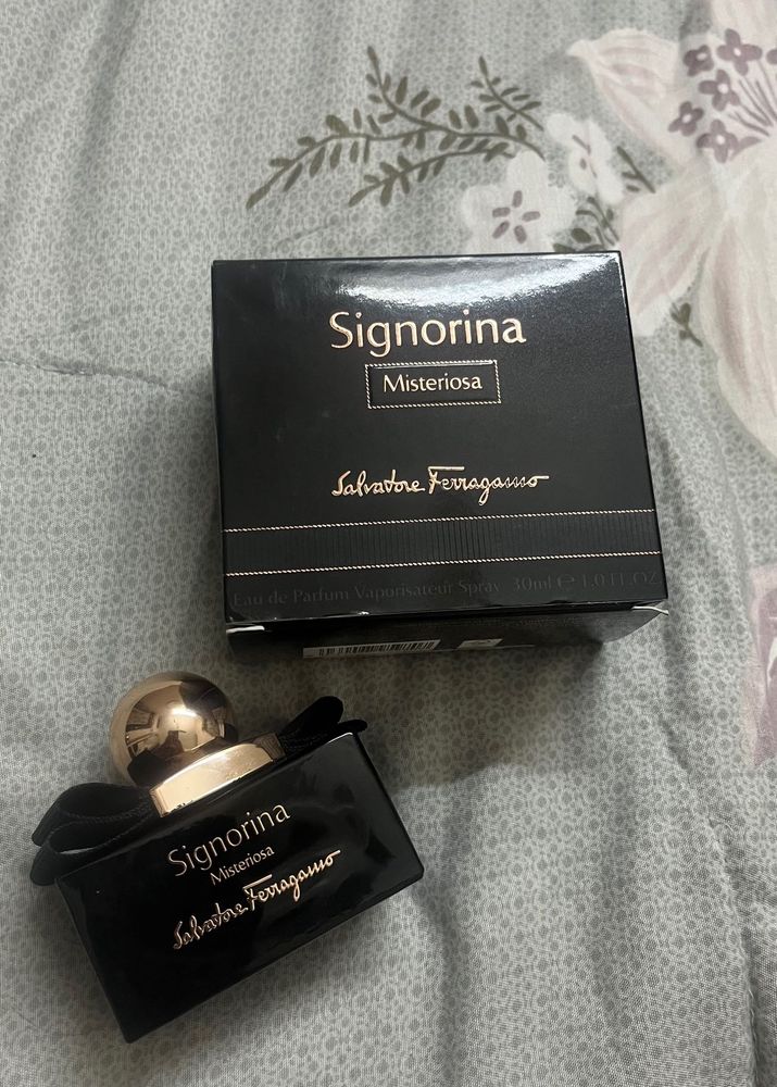 Salvatore Ferragamo Signorina Misteriosa Perfume