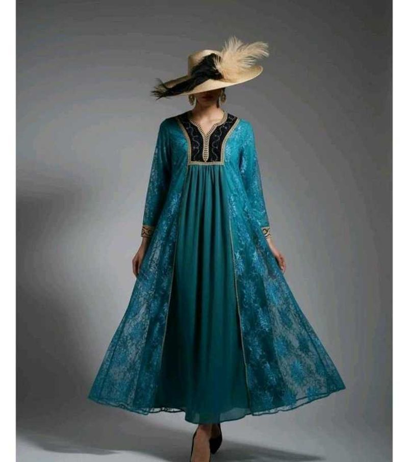 Elegant Teal Lace Maxi Dress