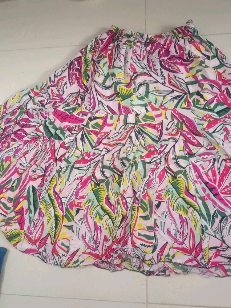 Vibrant Tropical Print Tiered Skirt