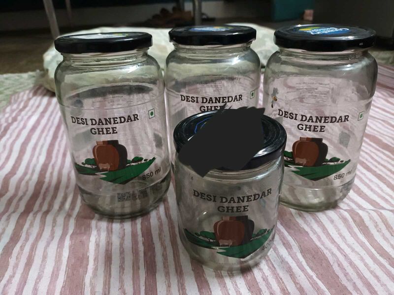 Glass jar