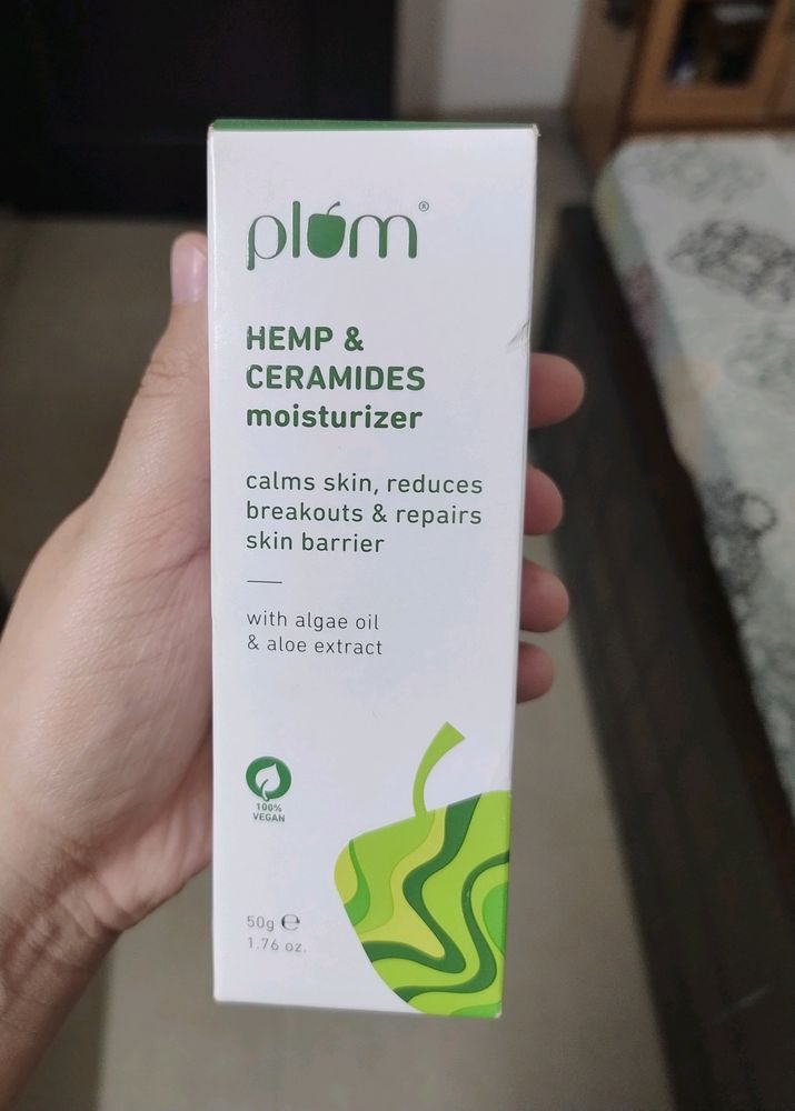 Plum Hemp And Ceramide Moisturizer