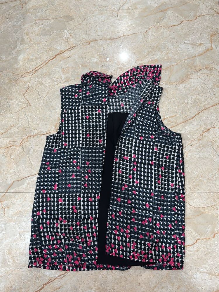 Stylish Sleeveless Vest