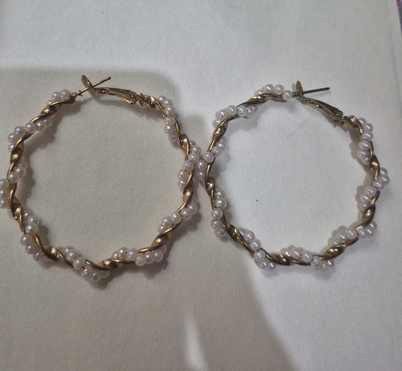 Chic Pearl Hoop Earrings