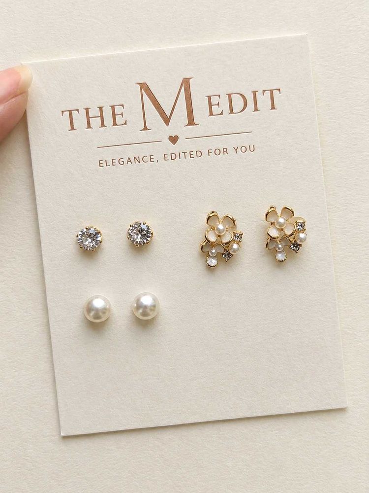 Cute Gold Pearl Flower Earrings for Women 🌸