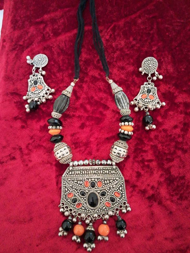 Oxidized Necklace with Earrings