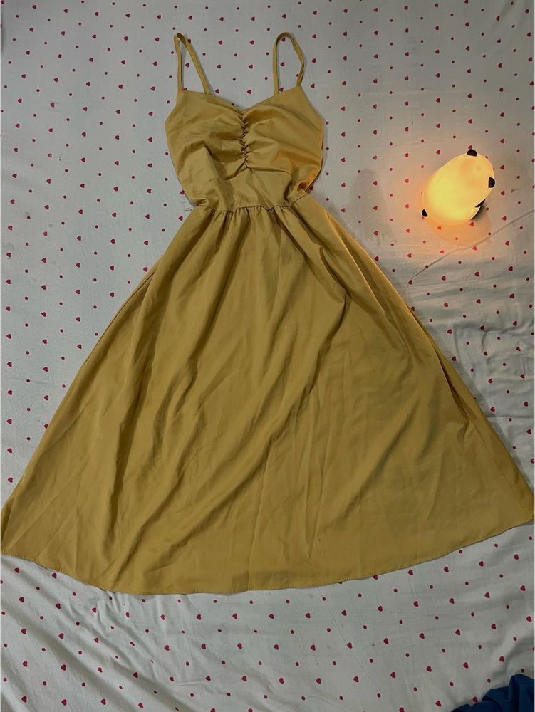 Flowy Yellow Sundress