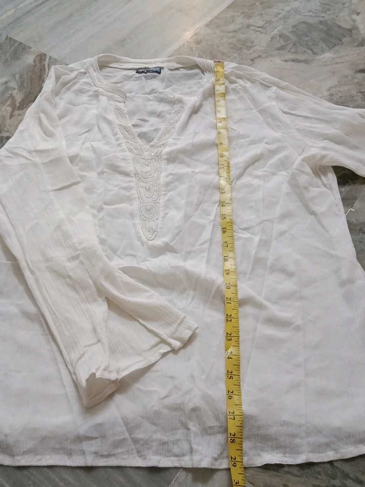 White Embroidered Kurta