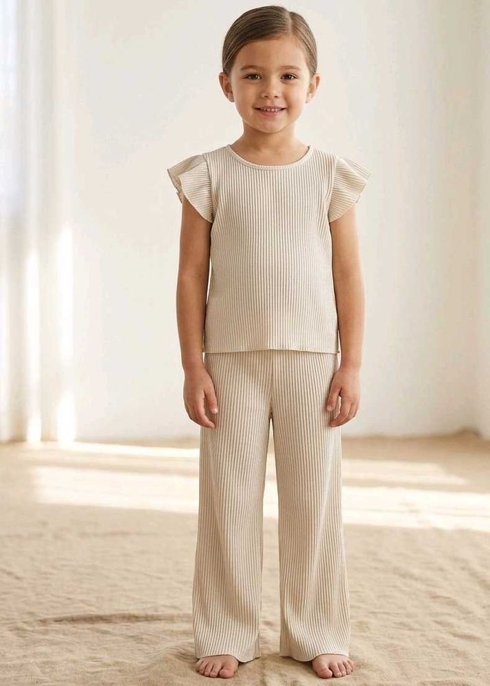 Kids Metallic Shimmer 2 piece set (5-6years)