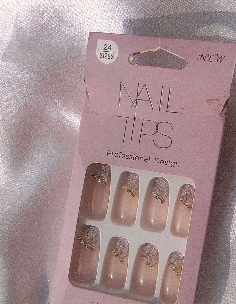 Nails Tips Professional Design