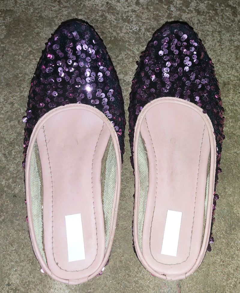 Sparkly Juttis - Ethnic Indian Flats