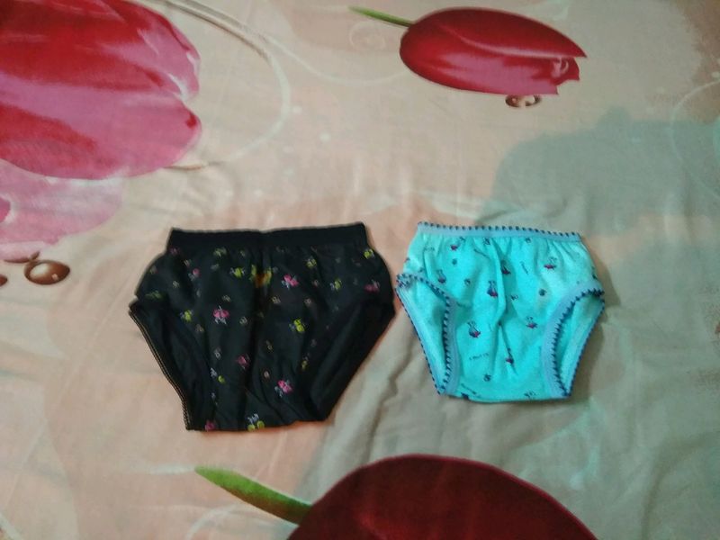 Combo Of Two Panties For Kids.