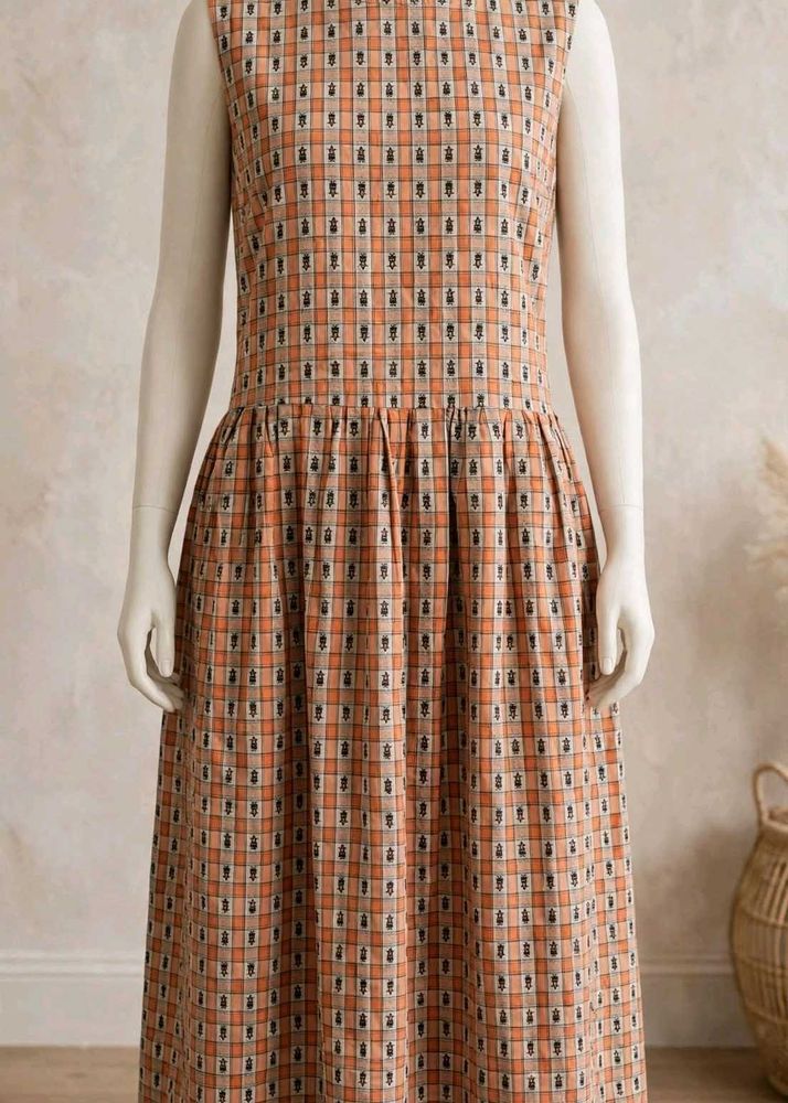 Chic Sleeveless Plaid Midi Dress