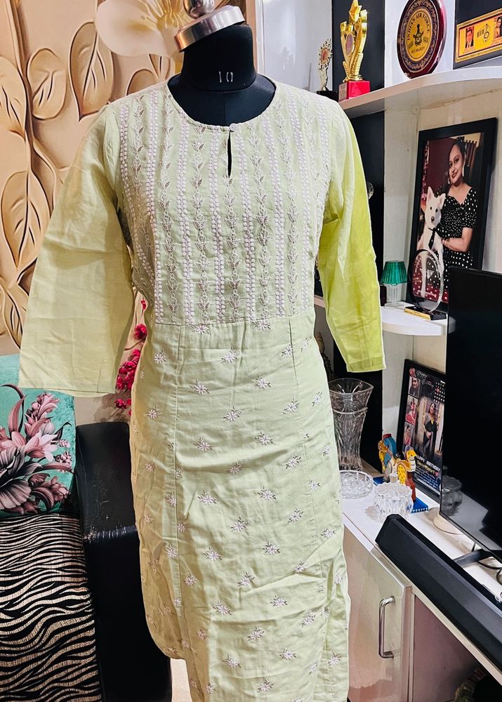 Light Green Embroidered Kurta