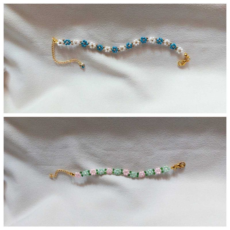 Set Of 2 Daisy🌸 Beaded Bracelet
