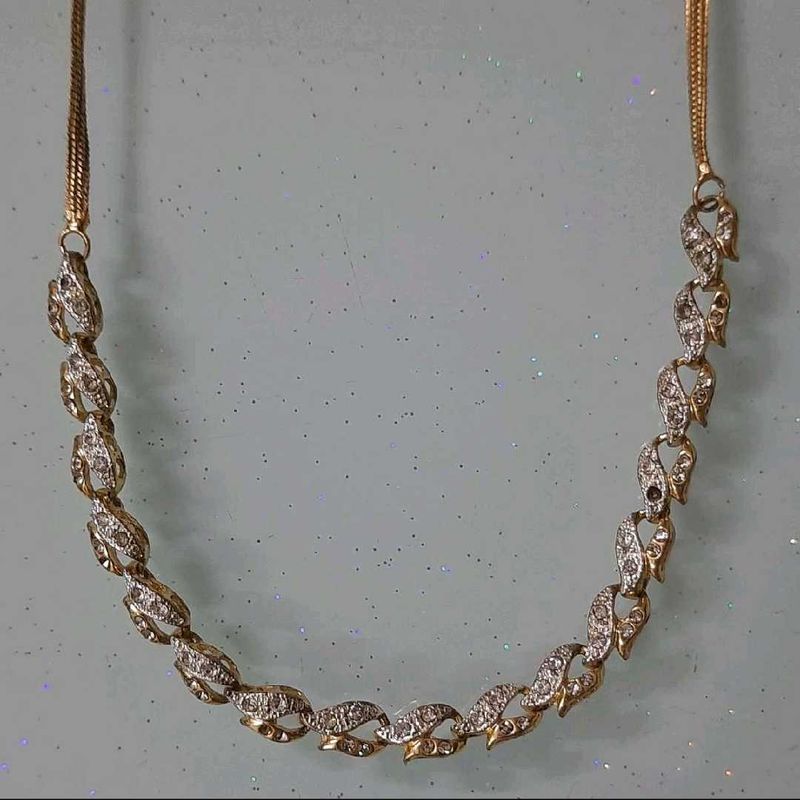 Elegant Necklace💛