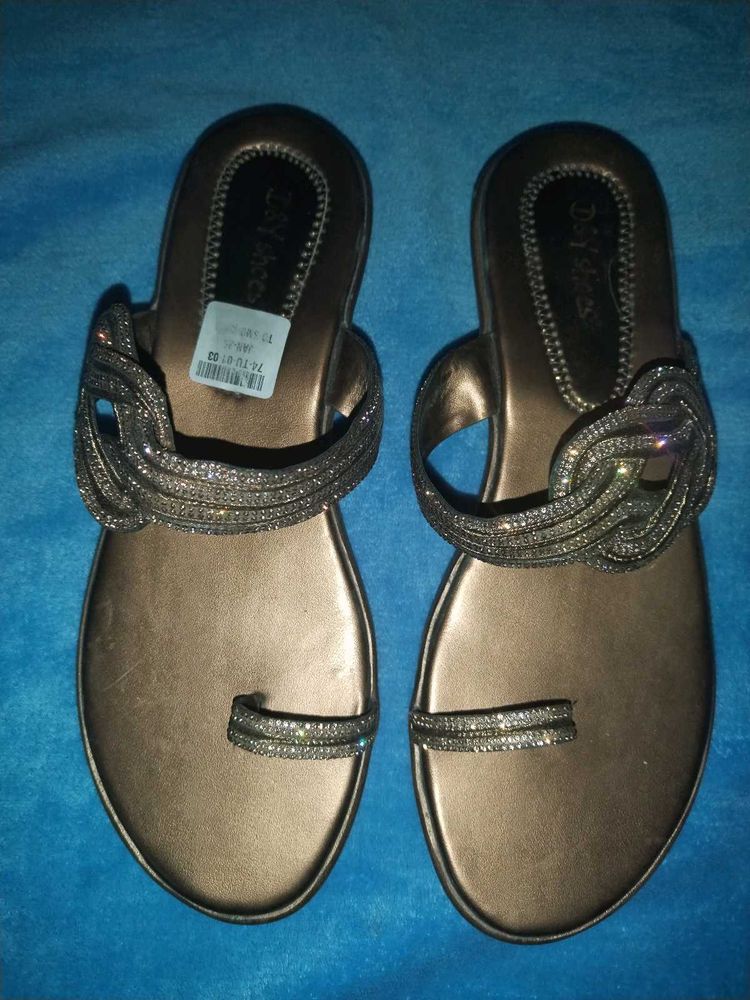 Stylish Bronze Flats