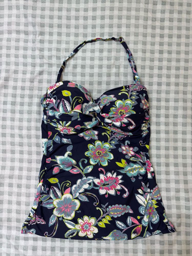 Chic Floral Halter Swim Top