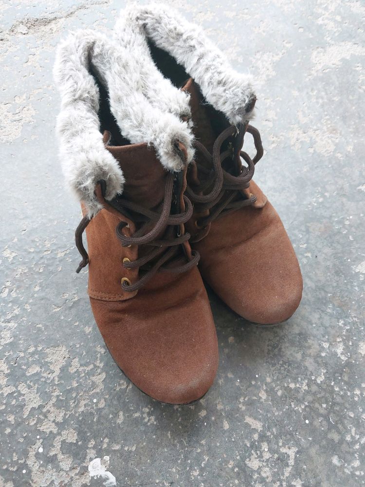 Brown boots